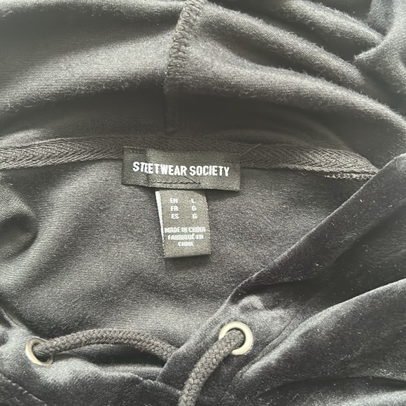 Croped velvet hoodie - Picture 4 of 4